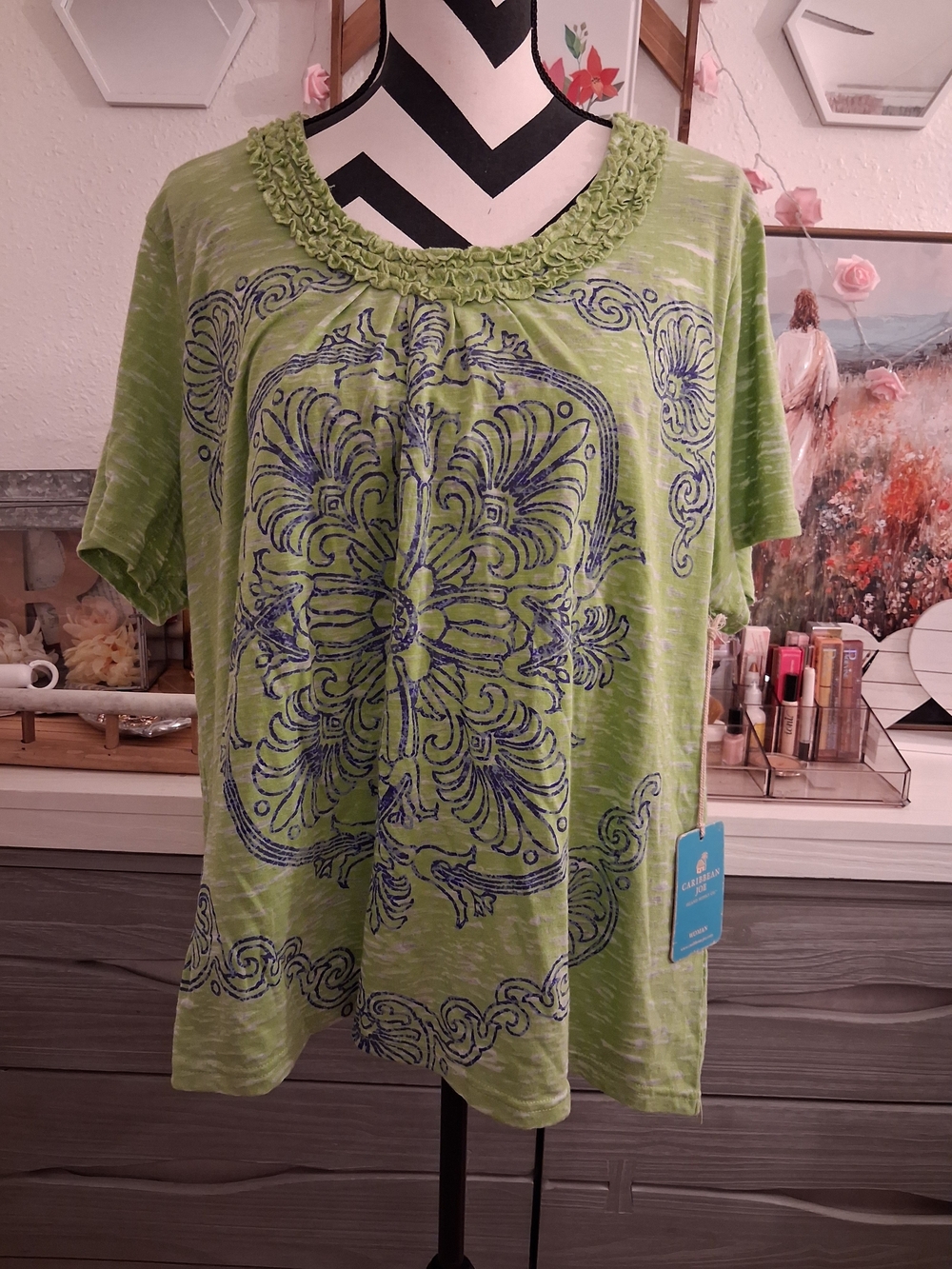 Caribbean Joe Lime Green Short-Sleeve Tunic with Navy Medallion Print